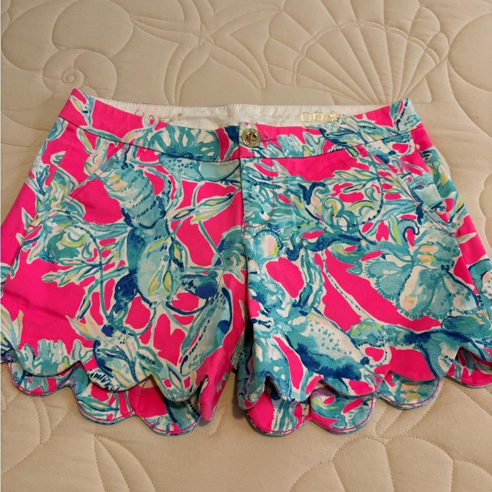 Lilly Pulitzer Scalloped Edge Shorts